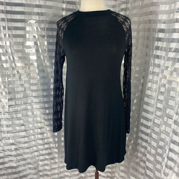 Fantastic Fawn Black Long Lace Sleeve Super Soft Dress - Picture 1 of 5